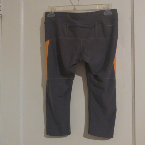 Nike Running gray and light orange capri workout pants size small - Picture 3 of 5